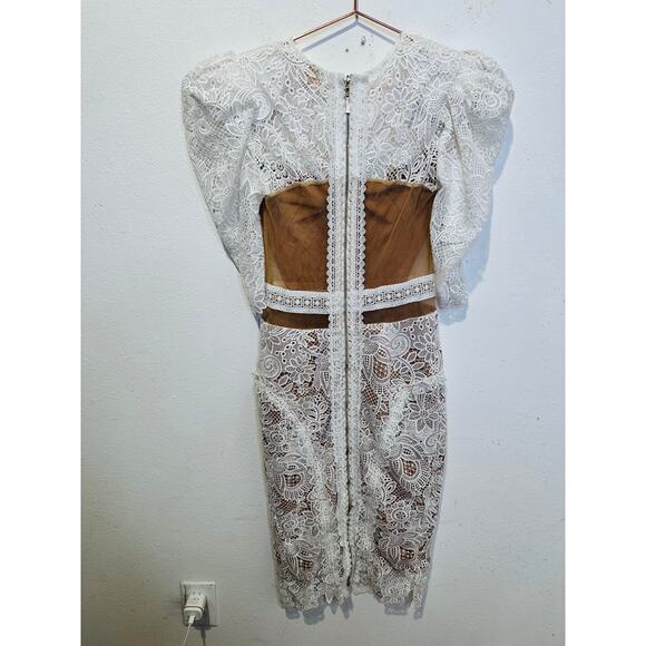Bronx & Banco White Embroidered Lace Back Cutouts Madeline Lace Bride Dress XS - Picture 4 of 16